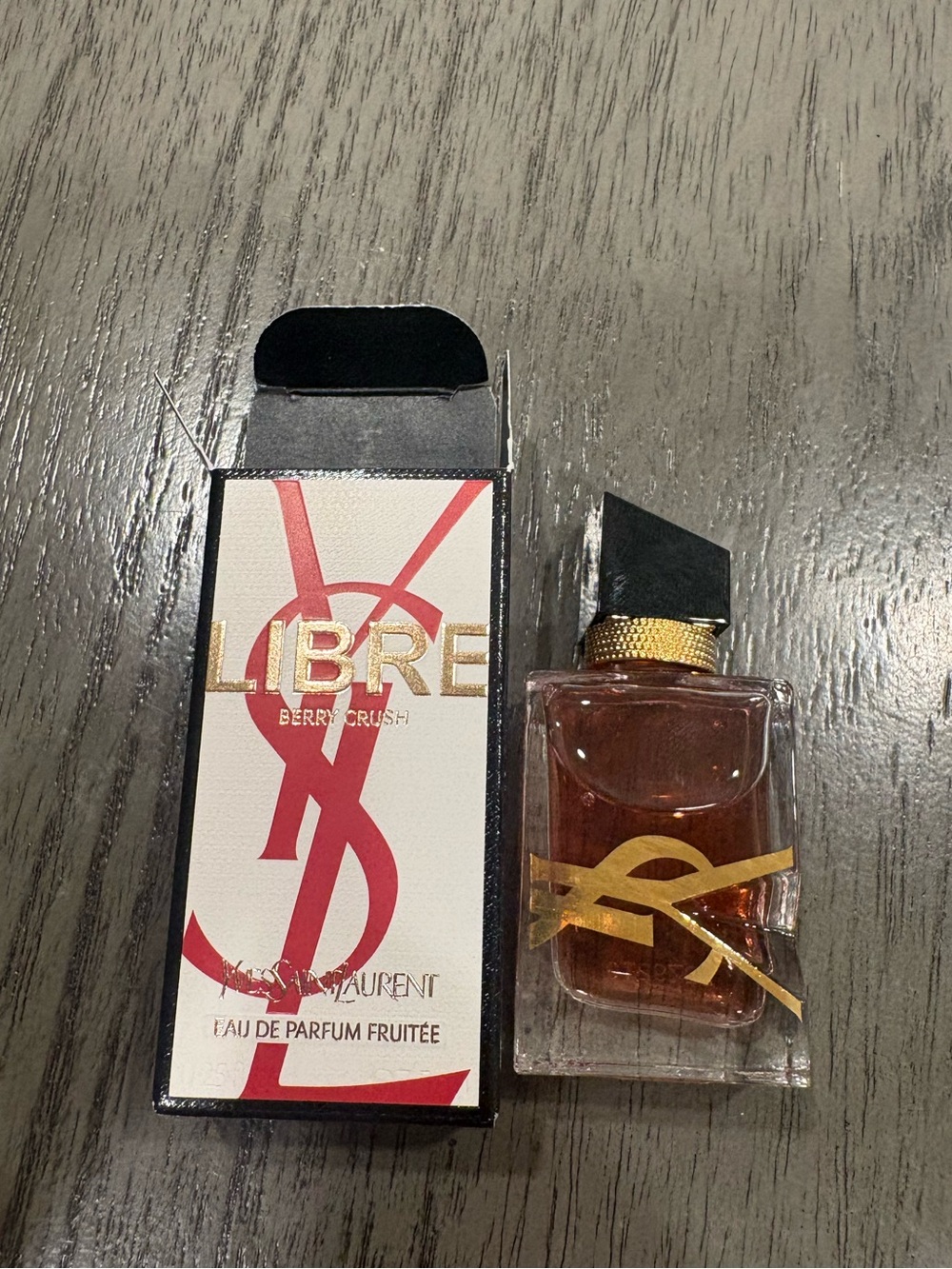 * New YSL Yves Saint Laurent Berry Crush Mini Perfume dabber 7.5ml